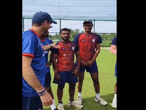 New Delhi: फूड डिलीवरी बॉय सीधे वर्ल्ड कप टीम से जुड़ा, सिखाएगा फिरकी के गुर